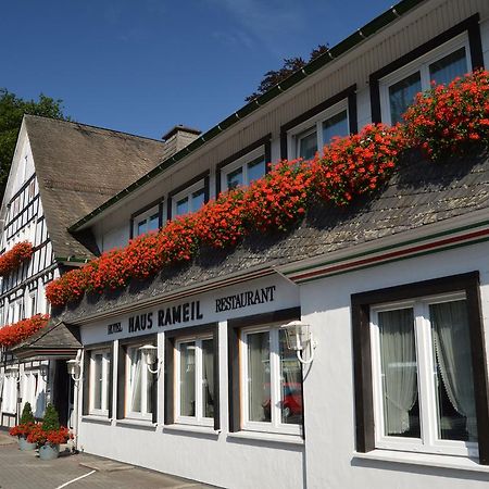 Hotel Haus Rameil Lennestadt Exteriör bild